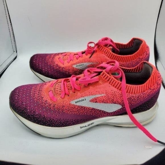 Brooks Levitate 2 Women's Pink Purple Running Shoes Size 8.5 - Picture 5 of 12